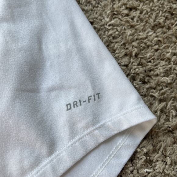 Nike Tour Dri-FIT ADV 1/2 Zip Long Sleeve Golf mens Top M Light Bone FD5833-072 - Picture 4 of 6